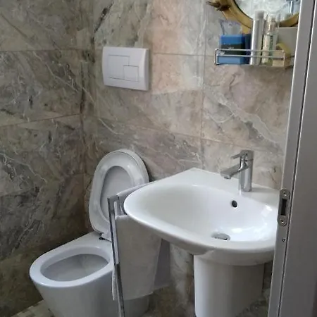 Via Aldo Moro N 50 Piano 9 Apartamento